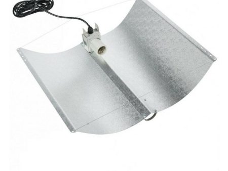 Avenger Adjusta Wing Reflector With Lamp Holder - 70 X 55cm Supply