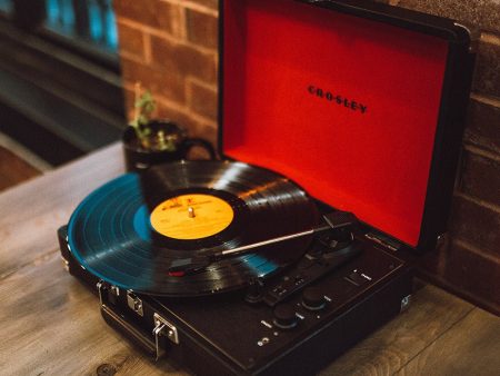 CROSLEY Crosley Cruiser Black - Bluetooth Portable Turntable Discount