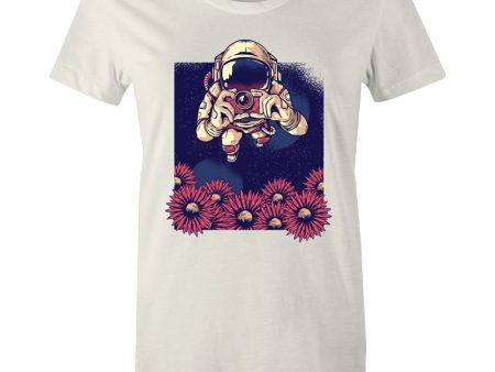 Women s Astronaut Photographer T-shirt Online